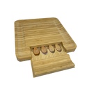 TABLA DE BAMBOO CON 4 UTENSILIOS