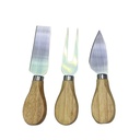TABLA DE PICAR CON 3 UTENSILIOS