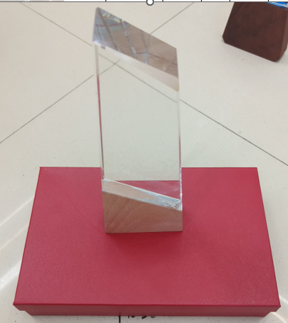 Trofeo cristal con madera BM-336